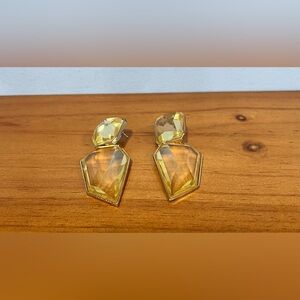 Large Yellow Faceted Lucite Gold Tone Large Medium Weight Fashion Earrings